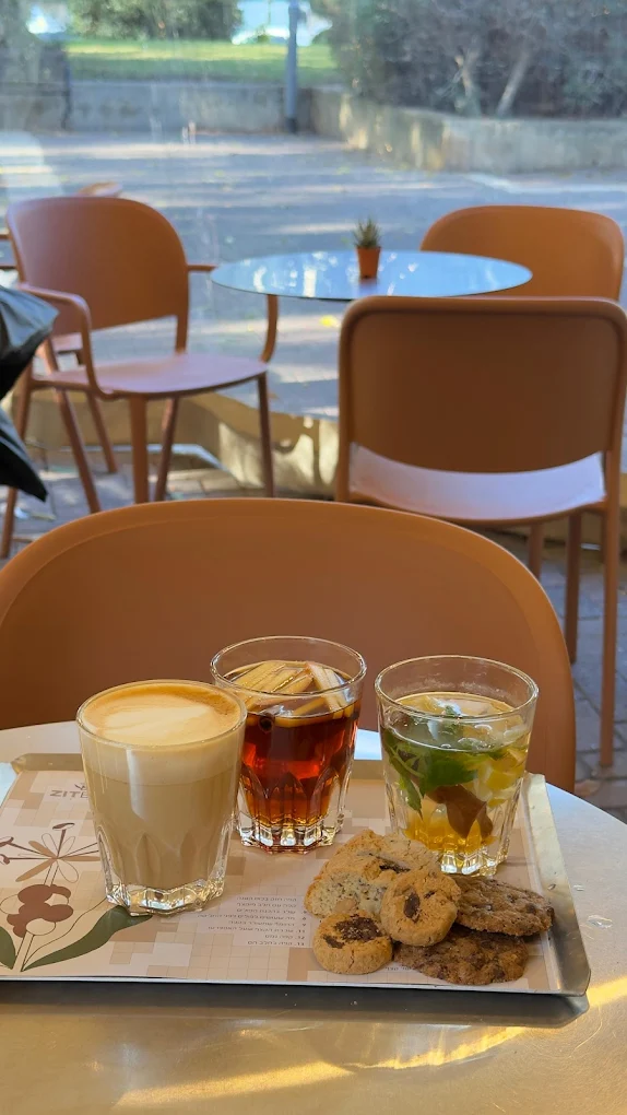 מגש קפה ועוגיות